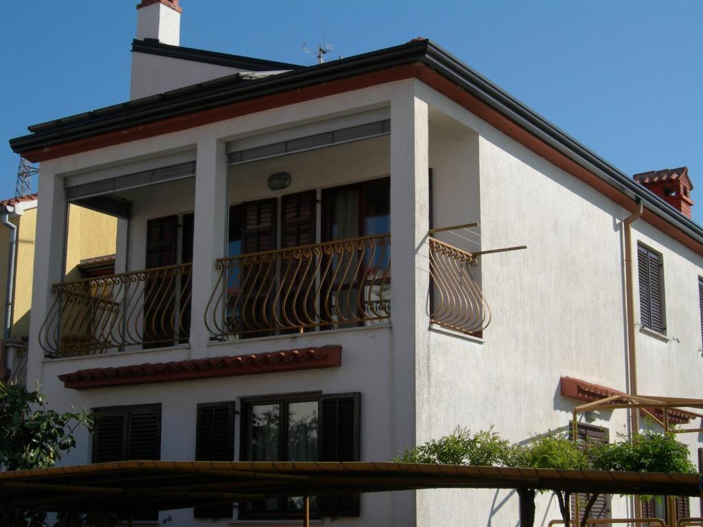 Apartment Nadija *